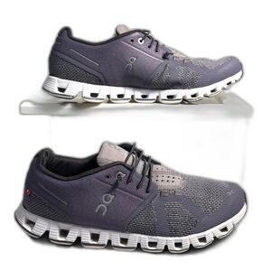 On Cloud Women's On Running Cloud 5 Purple Shoes SZ 10